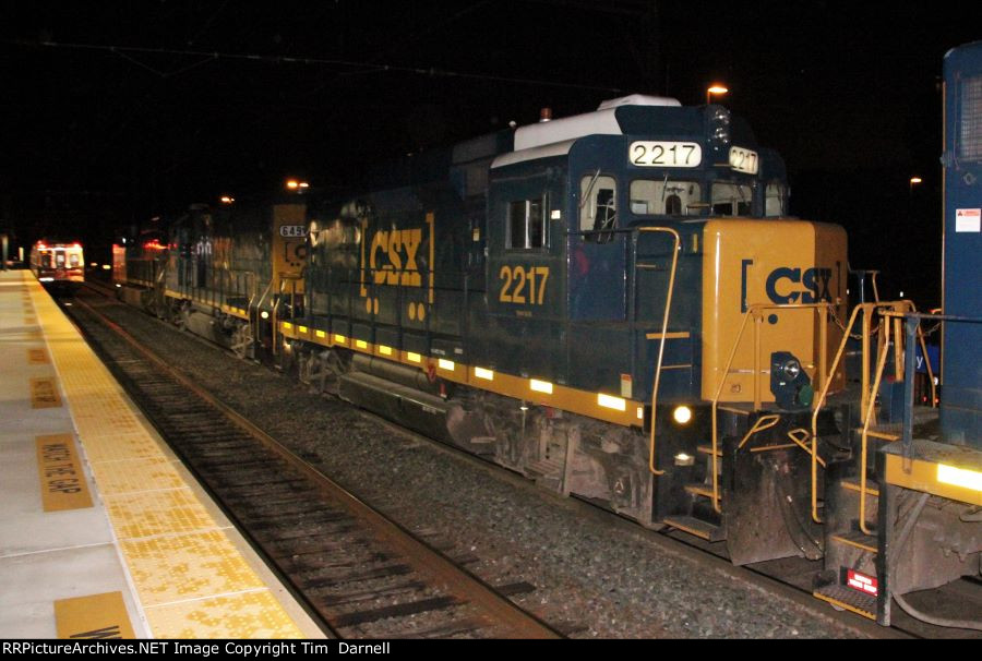 CSX 2217 on Q404